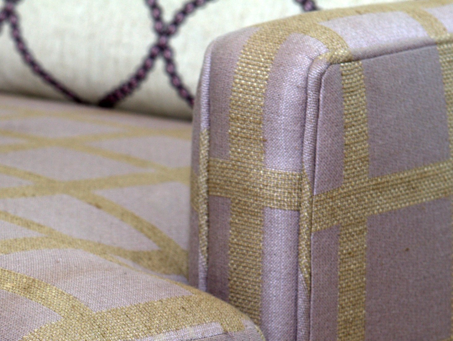 Re Upholstery sofa